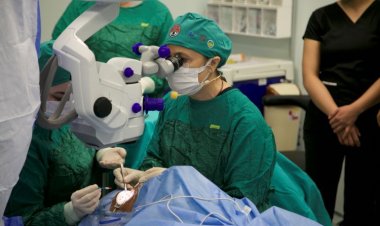 Türk Oftalmoloji Derneği 8’inci Canlı Cerrahi Sempozyumu başladı 