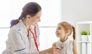 İyi bir çocuk doktoru şu özelliklere sahip olmalıdır