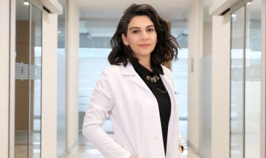 Diş Bakımında Doğru Ürün Seçimi: Sağlıklı Gülüşler İçin Uzman Tavsiyeleri