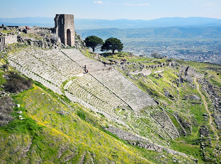 Discover the Hidden Beauty of Dikili: A Tranquil Retreat on Turkey’s Aegean Coast