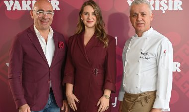 Doğanay Şalgam Revolutionizes Dining Tables with Bold Innovations