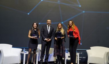 Yapay Zeka Teknolojileri İle Dijital Platform Projeleri