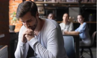 Sosyal Anksiyete Nedir? Belirtileri ve Tedavi Yöntemleri