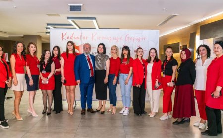 Women Turn Red for Their Hearts