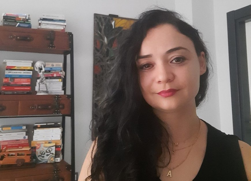 Nilüfer Yalınçetin: Balıkesir Edremit’te Uzman Psikoterapi Yaklaşımıyla Hayata Dokunuyor