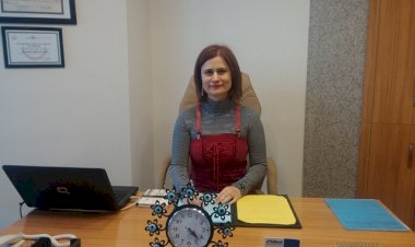 Uzman Psikolog Yerlitürk, ergen, yetişkin ve yaşlılara yönelik çok yönlü terapileriyle dikkat çekiyor